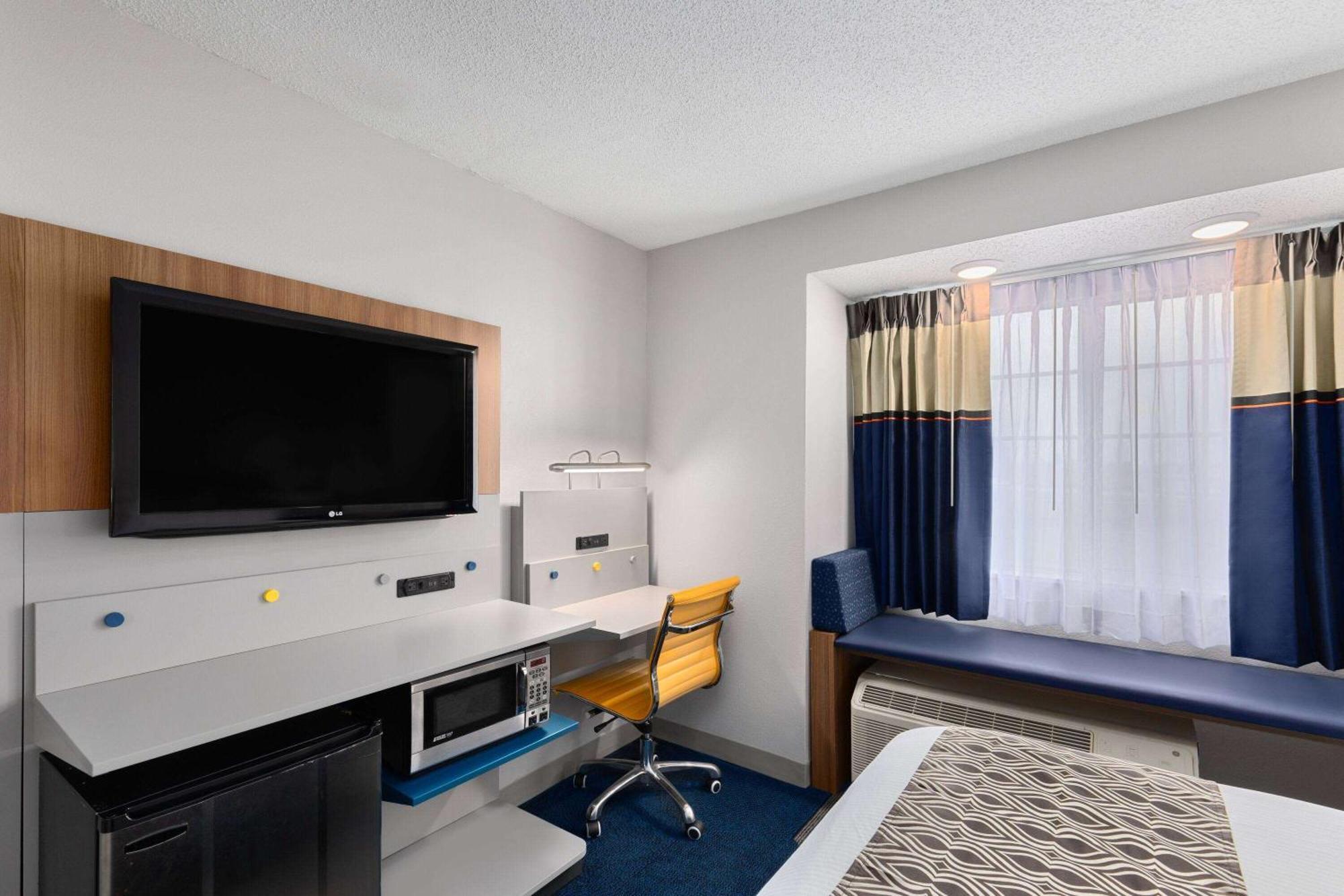Microtel Inn באולינג גרין מראה חיצוני תמונה