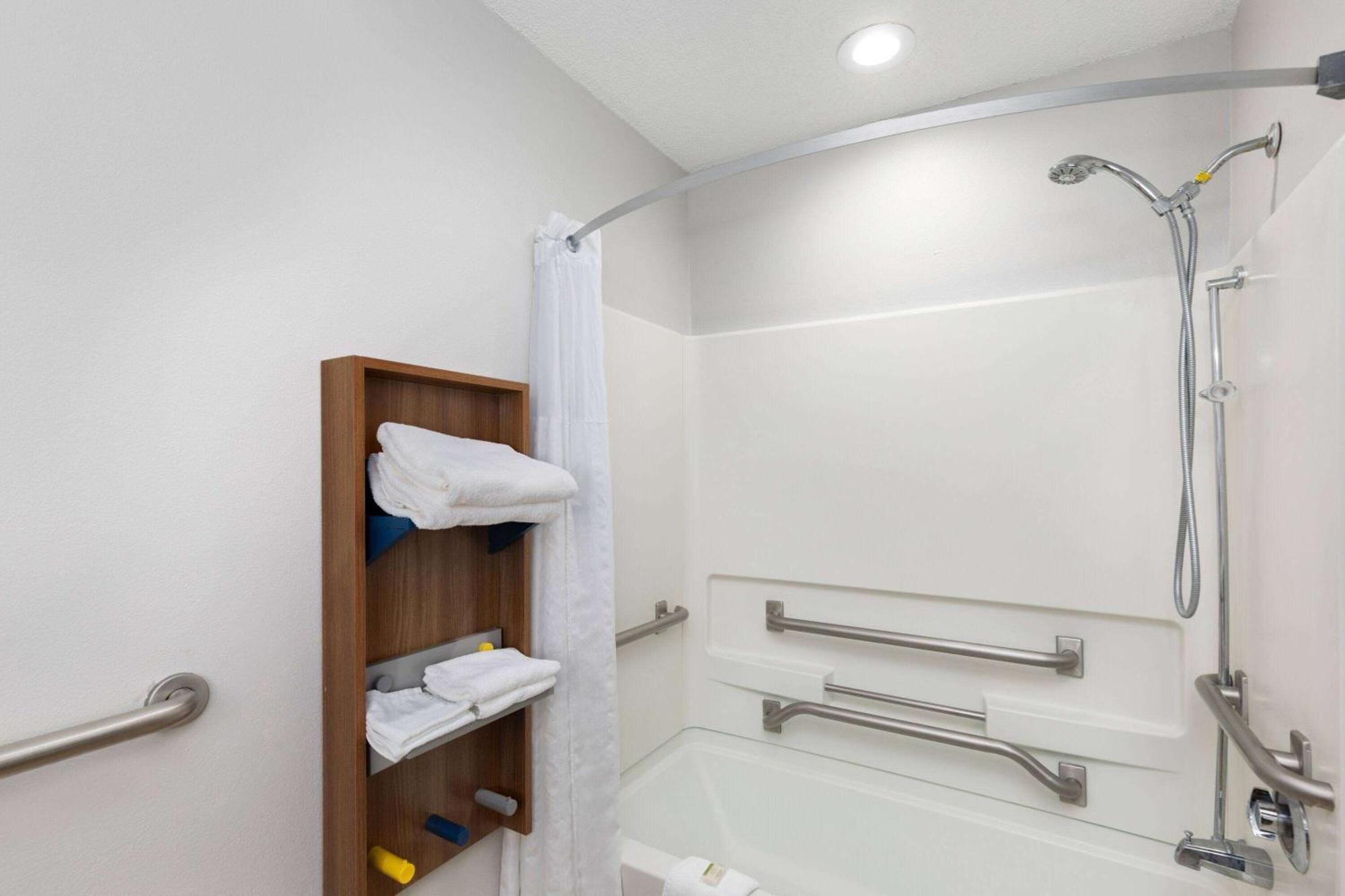 Microtel Inn באולינג גרין מראה חיצוני תמונה
